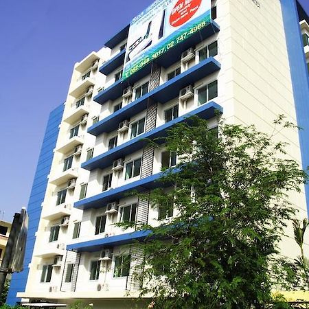Cs Residence Bangkok Exteriör bild