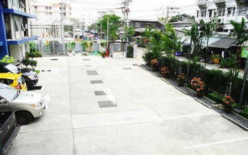 Cs Residence Bangkok Exteriör bild